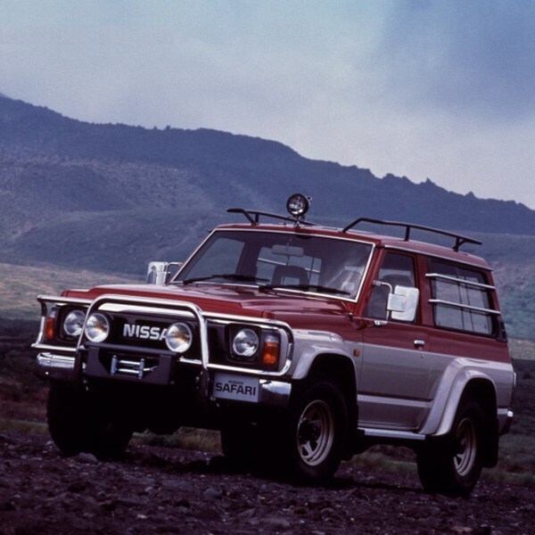 خودرو نیسان Safari دنده ای سال 1992