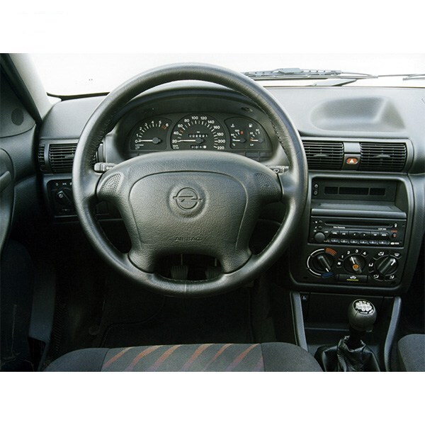 خودرو اپل Astra دنده ای سال 1994