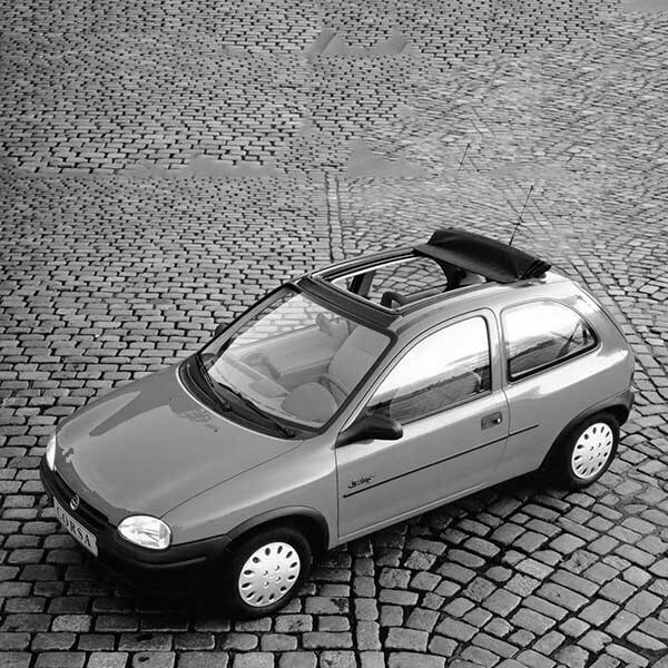 خودرو اپل Corsa دنده ای سال 1994