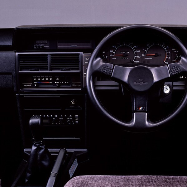 خودرو نیسان GTR دنده ای سال 1987
